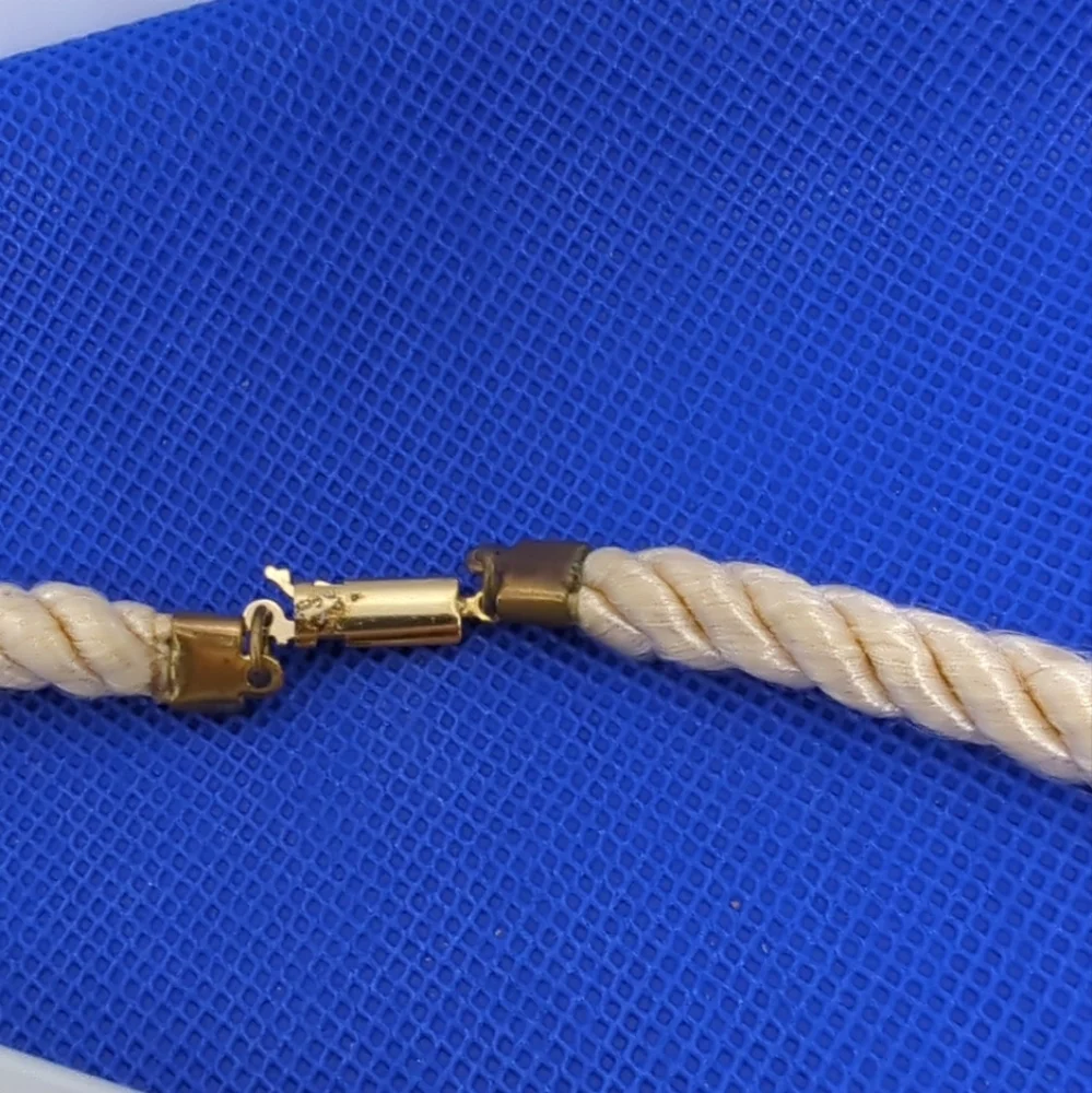 VINTAGE 20”SILK CORD BEADED NECKLACE W/ STARFISH PENDANT & EARRINGS BEACH OCEAN